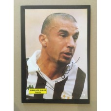 Signed picture of Gianluca Vialli the Juventus footballer. 